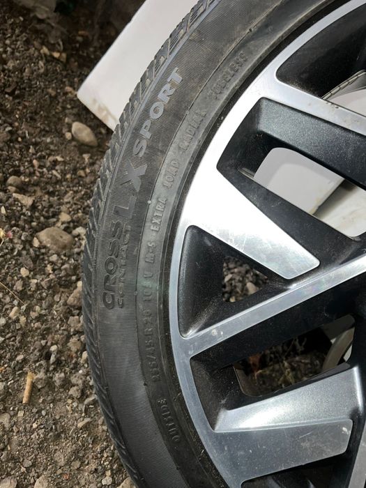 Диск с Шинами на Хюндай САНТАФЕ