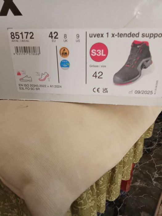 Работни обувки Uvex S3L, 42 номер