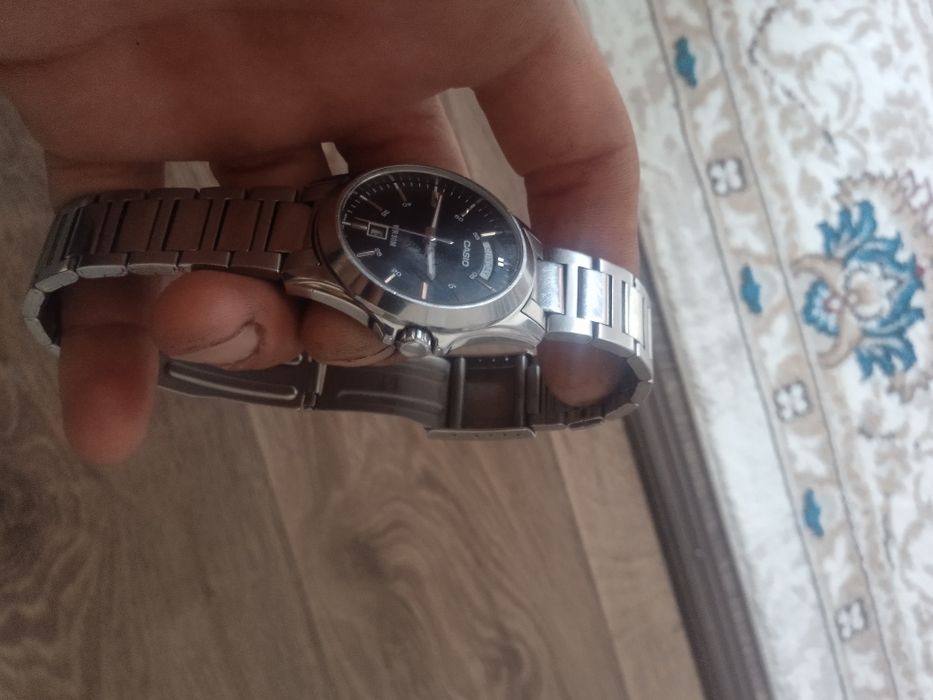 Продам касио часы оригинал