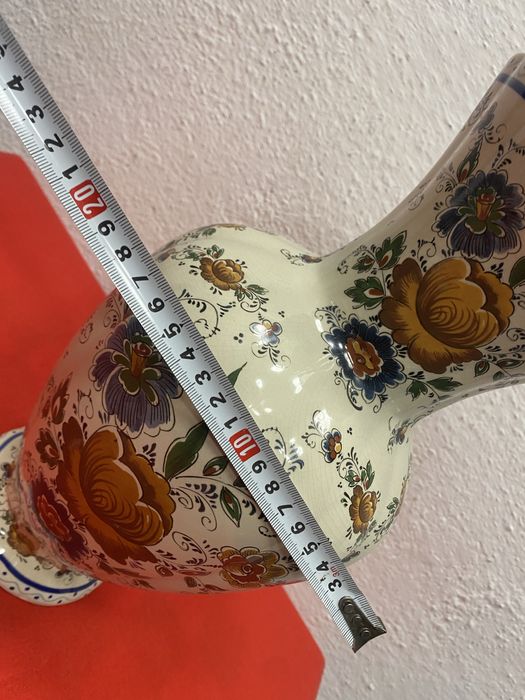 Холандска порцеланова ваза на делфт