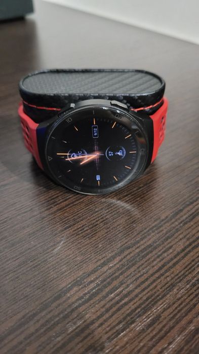 Продаю смарт часы Huawei