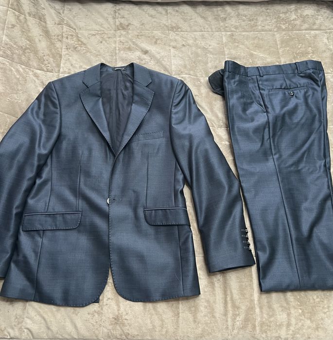 Продам костюм мужской