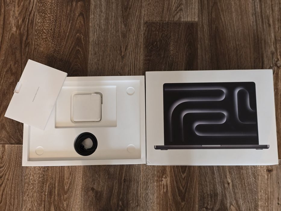 MacBook Pro 14 M4PRO 24/1TB 19 циклов