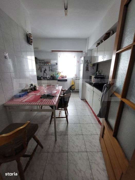 Apartament cu 3 camere, 73 mp, zona centrala