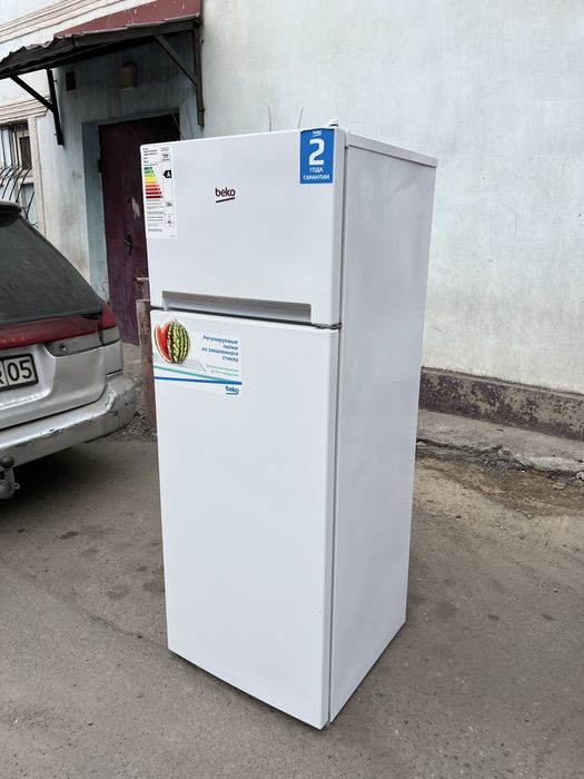 Холодильник новая Beko