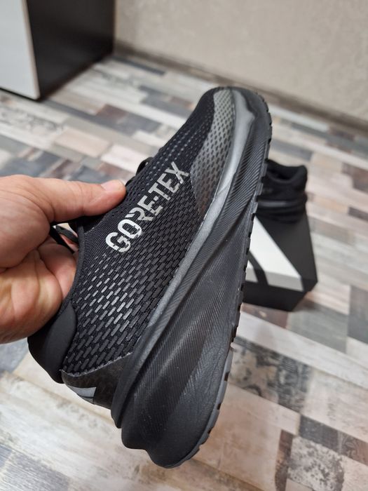 Adidas Supernova Gore-Tex