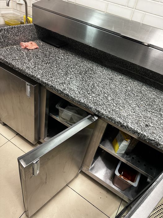 Пиццерный стол саладетта