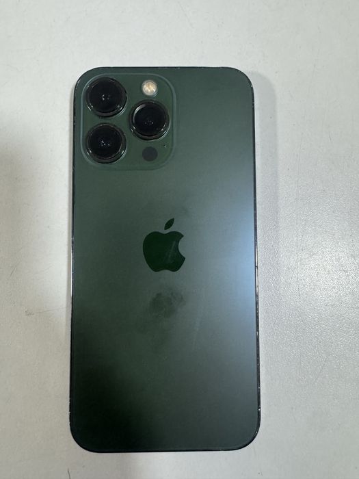 Iphone 13 pro в хорошем состоений