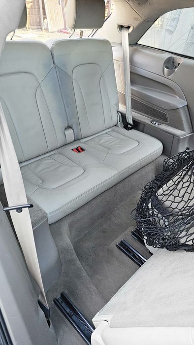 Audi Q7 7местная