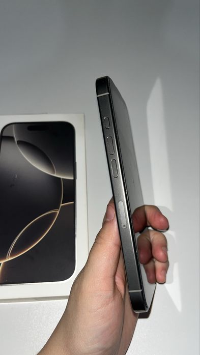 Продам iPhone 16 pro 256 gb