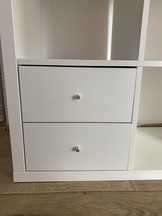 IKEA KALLAX етажерка с врати
