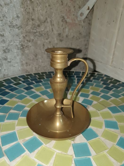 Стари месингови свещници