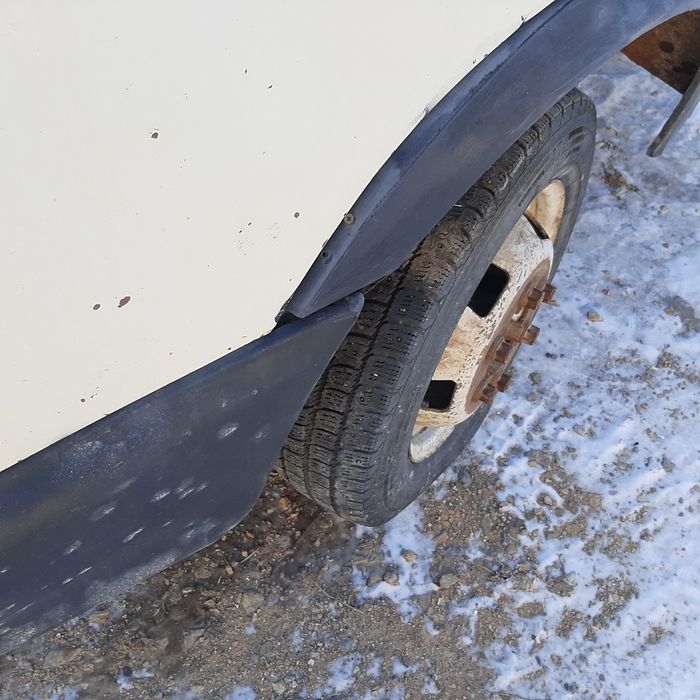 Транспорт Газель и ниссан примера