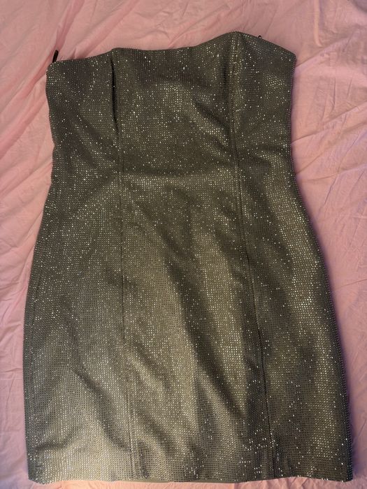 Къса рокля ZARA с камъни