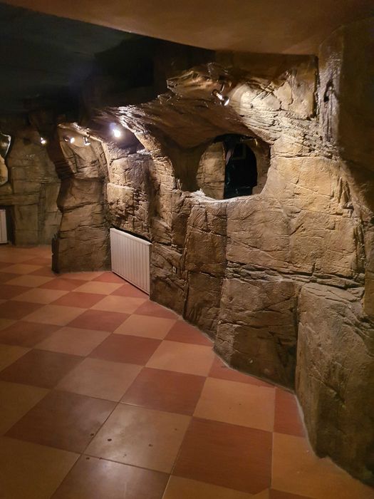 Продава се Магазин в Варна, Окръжна болница - 102 кв.м за 608 €/кв.м - Снимка #1