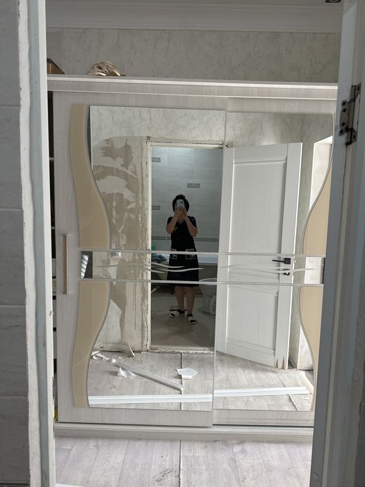 Шкаф для прхожей .