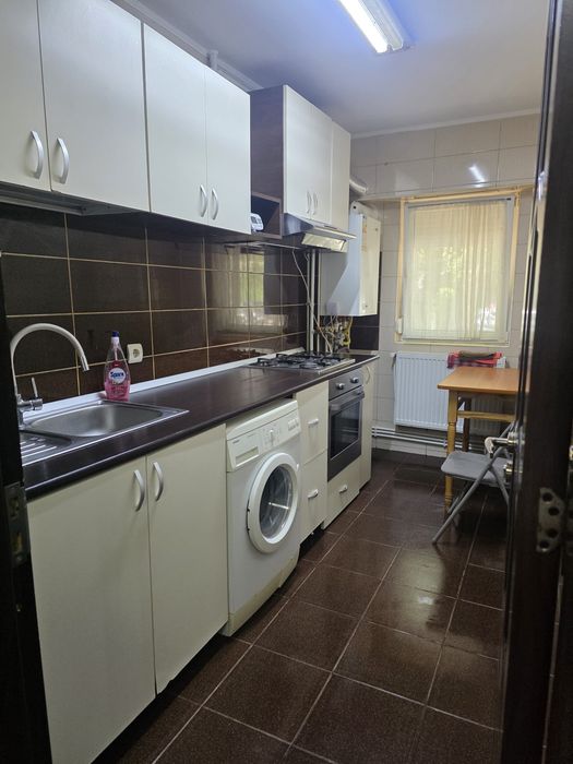 Închiriez apartament  1 camera