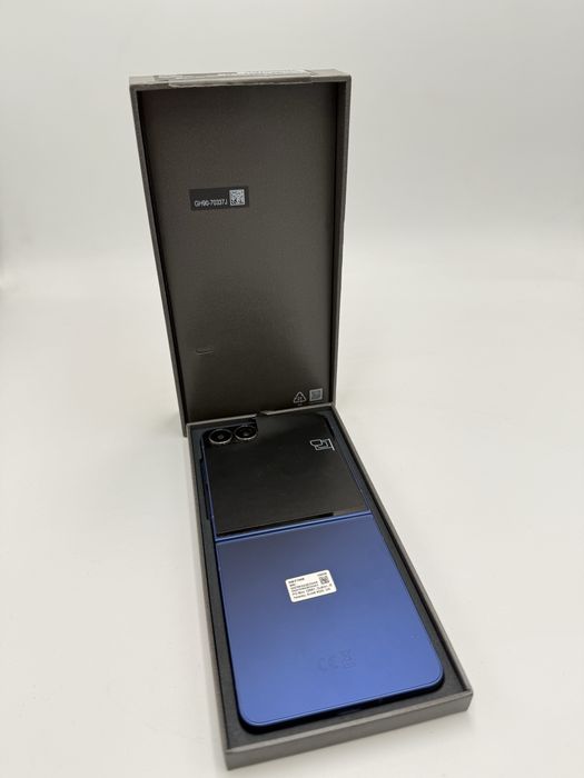 Samsung Flip7 256GB/12GB Ram  Cod 3153