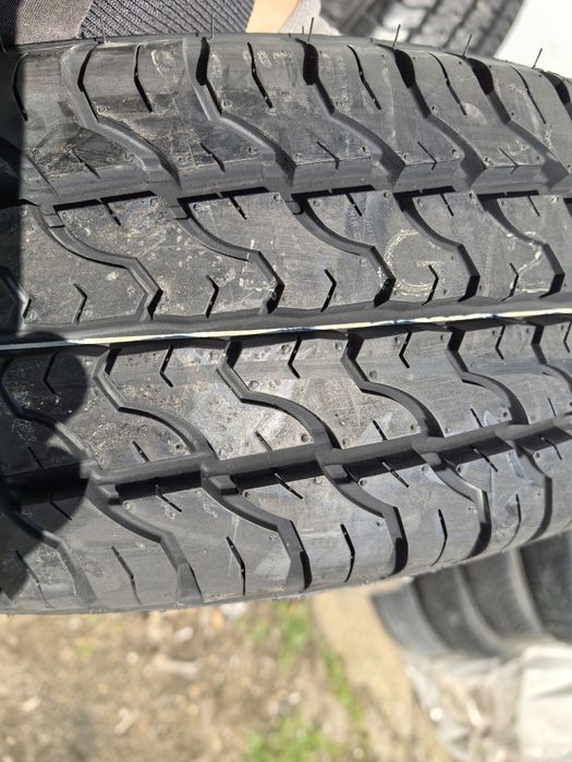 205/70/15 С Дънлоп ДОТ 2021 г - Чисто Нови - БУСОВИ