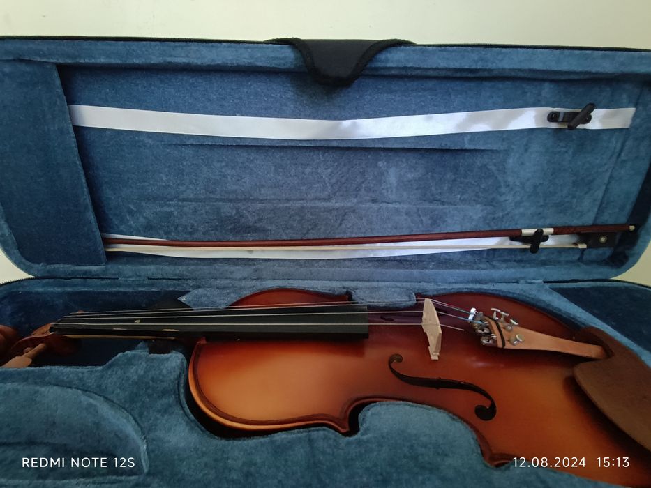 Скрипа 4/4  б/у.