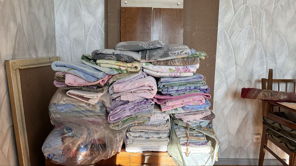 Комплекты белья в хорошем состоянии