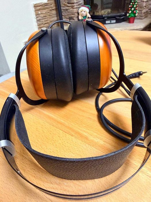 Casti over ear Hifiman Sundara ( closed back )