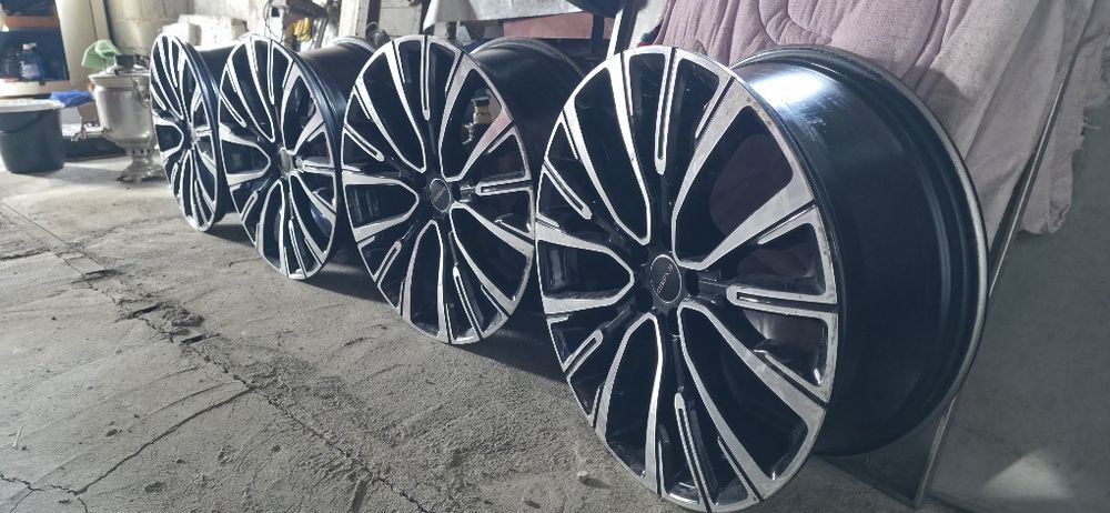 Продам диски R20x8J ET36 Exeed VX
