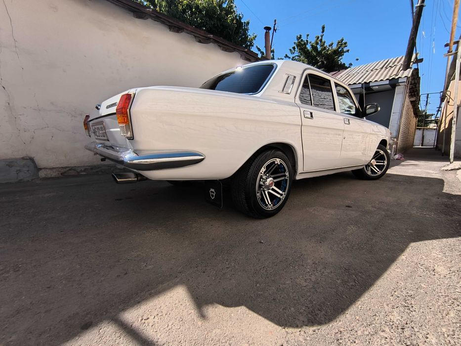 Gaz 2410 sotiladi radnoy