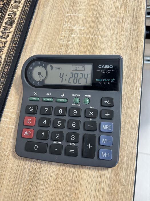 Ceas calculator timer birou Casio
