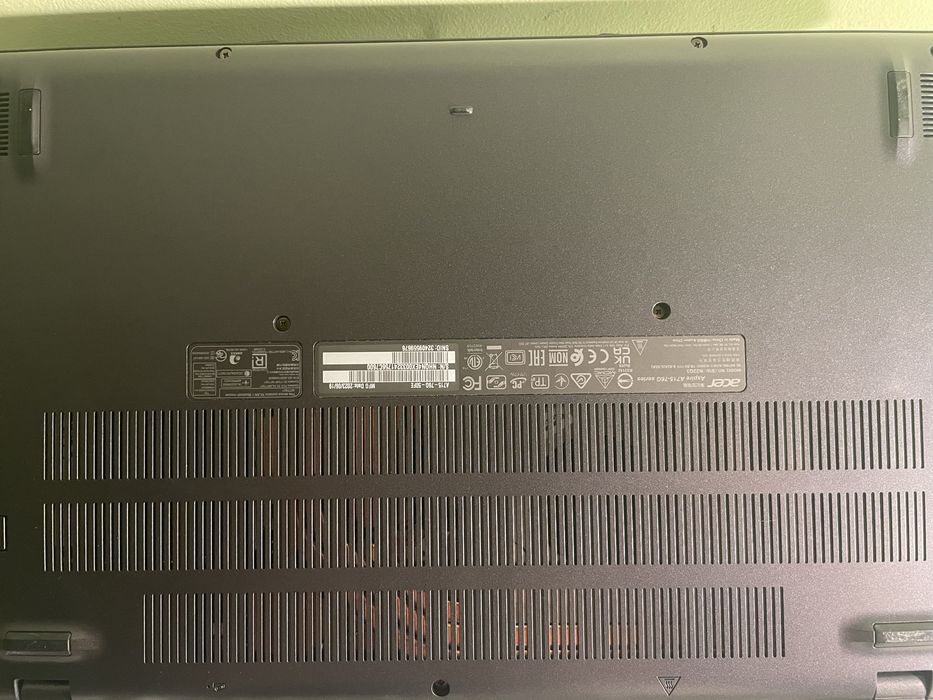 Laptop gaming acer aspire 7