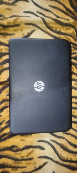 HP Pavilion 15-r127nv