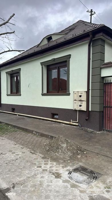 Casa individuala 4 camere si curte la cheie zona Terezian