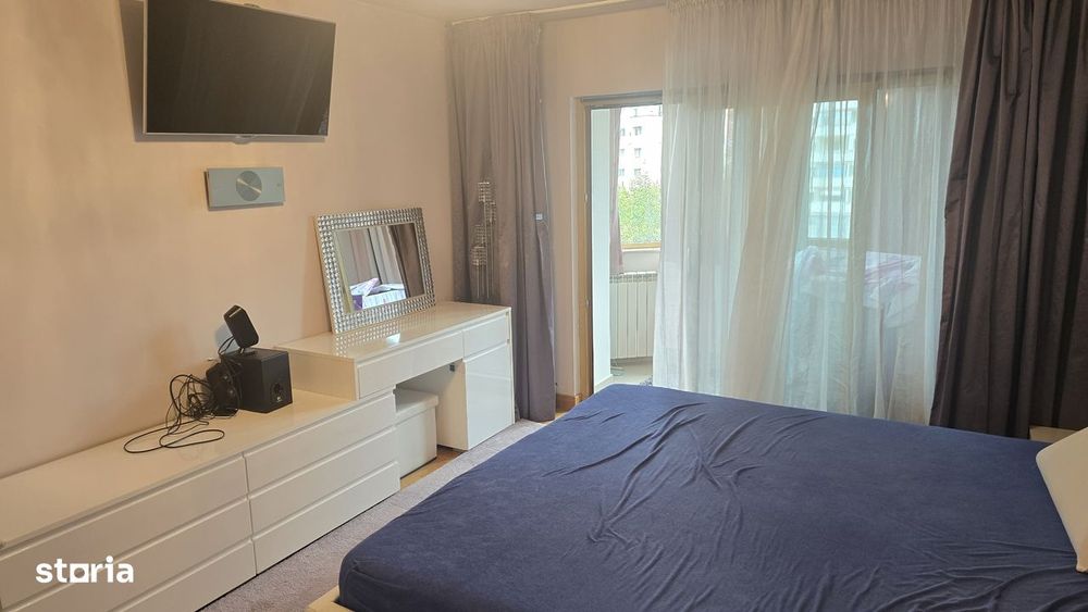 Inchiriez apartament 2 camere dec. Deva,  Spitalul Judetean, etaj 3,