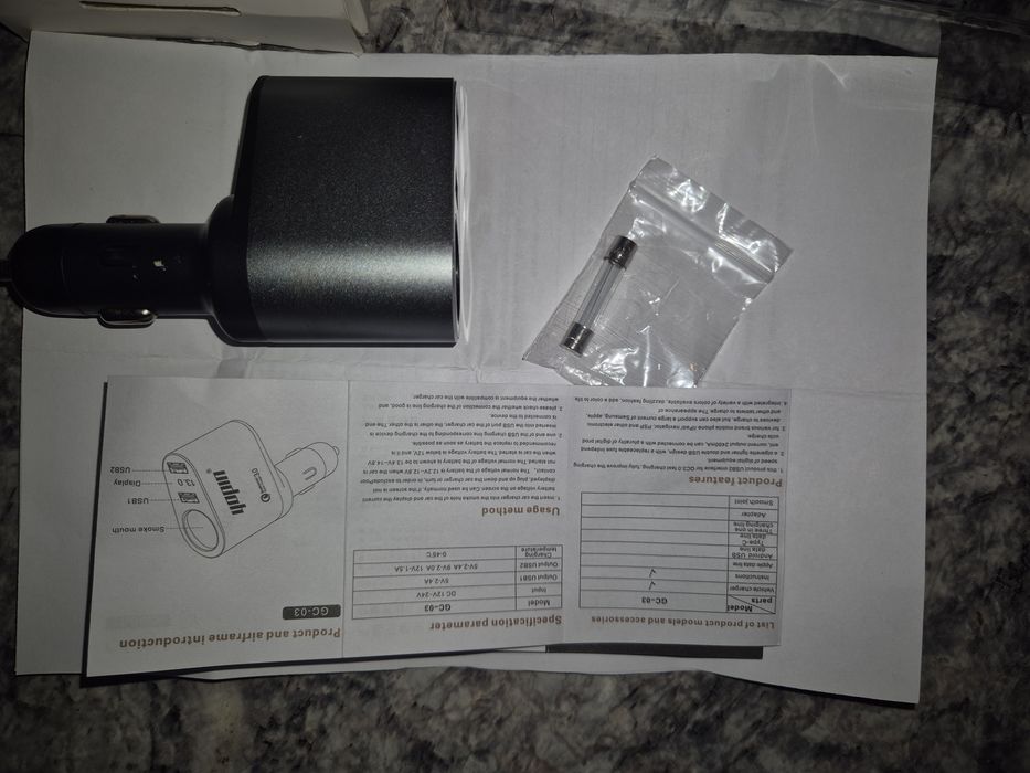 Incarcator telefon pentru masina auto Rapid, Fast Charger cu afisaj  digital