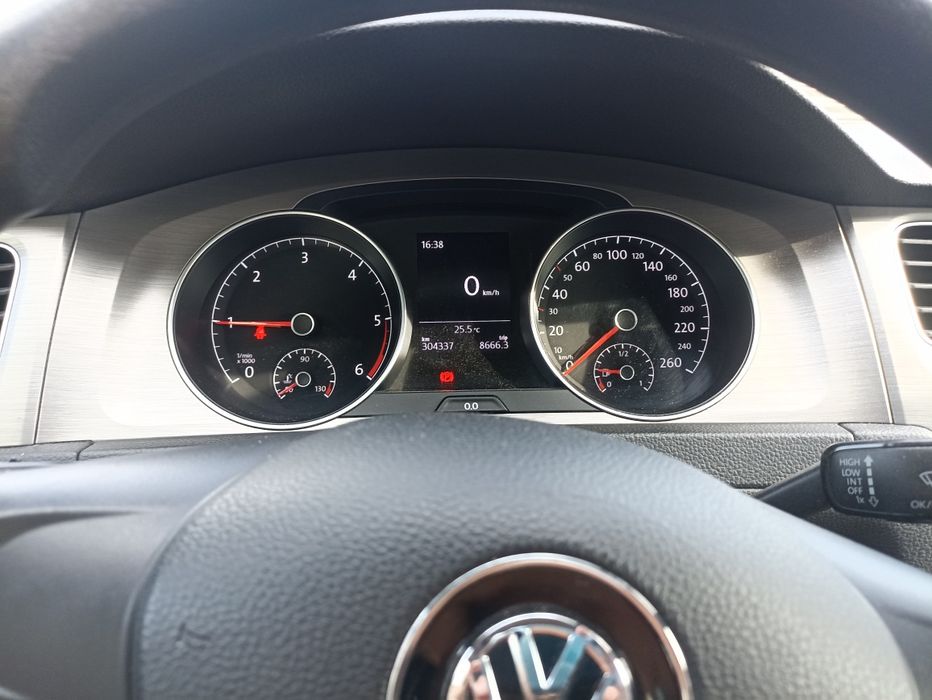 VOLKSWAGEN Golf 2015 — imagine 4