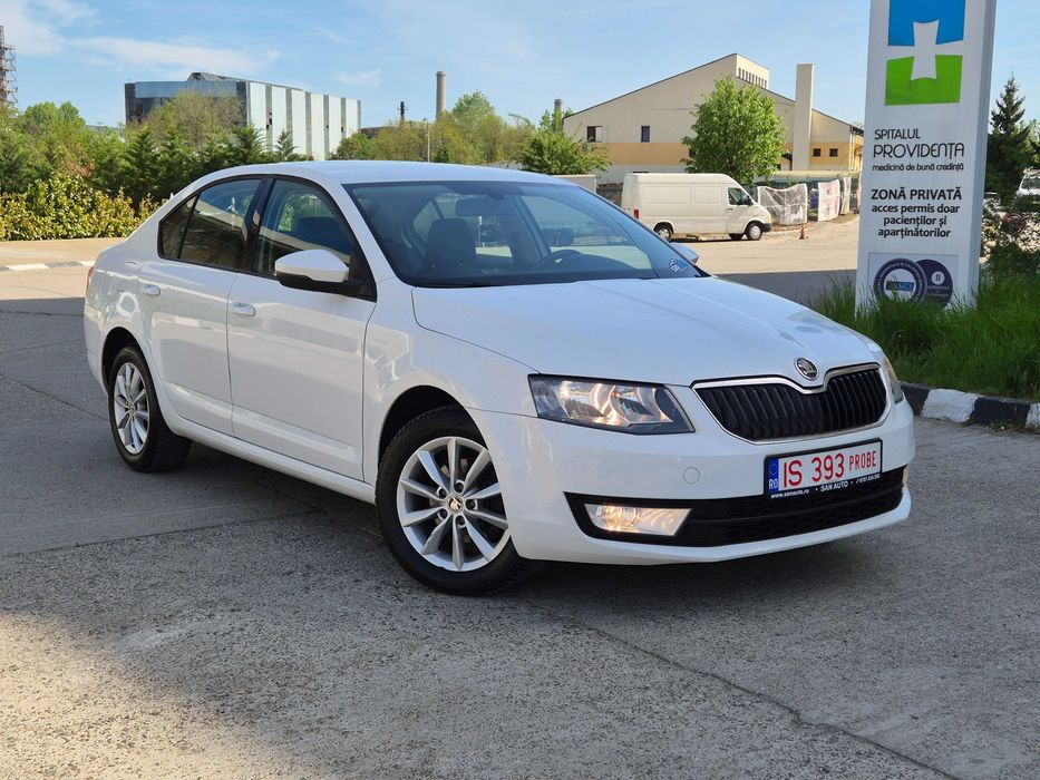 SKODA Octavia 2013 — imagine 2