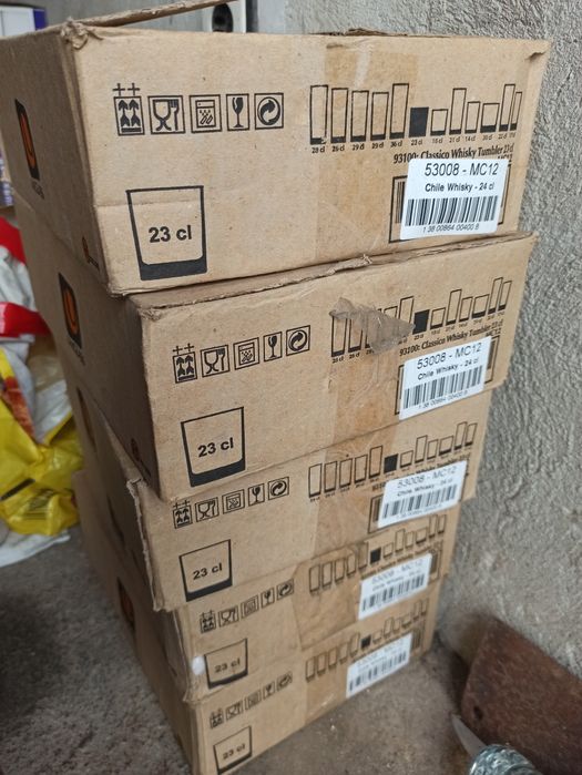 Чаши за уиски,чаши за вино 240 милилитра