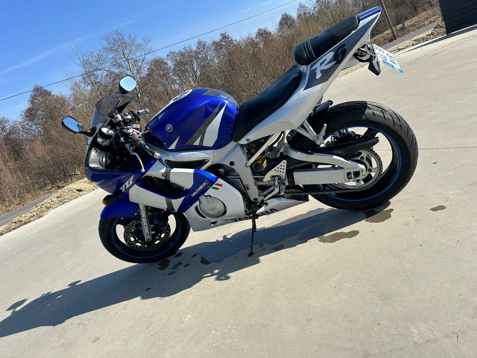 Yamaha YZF-R6 600