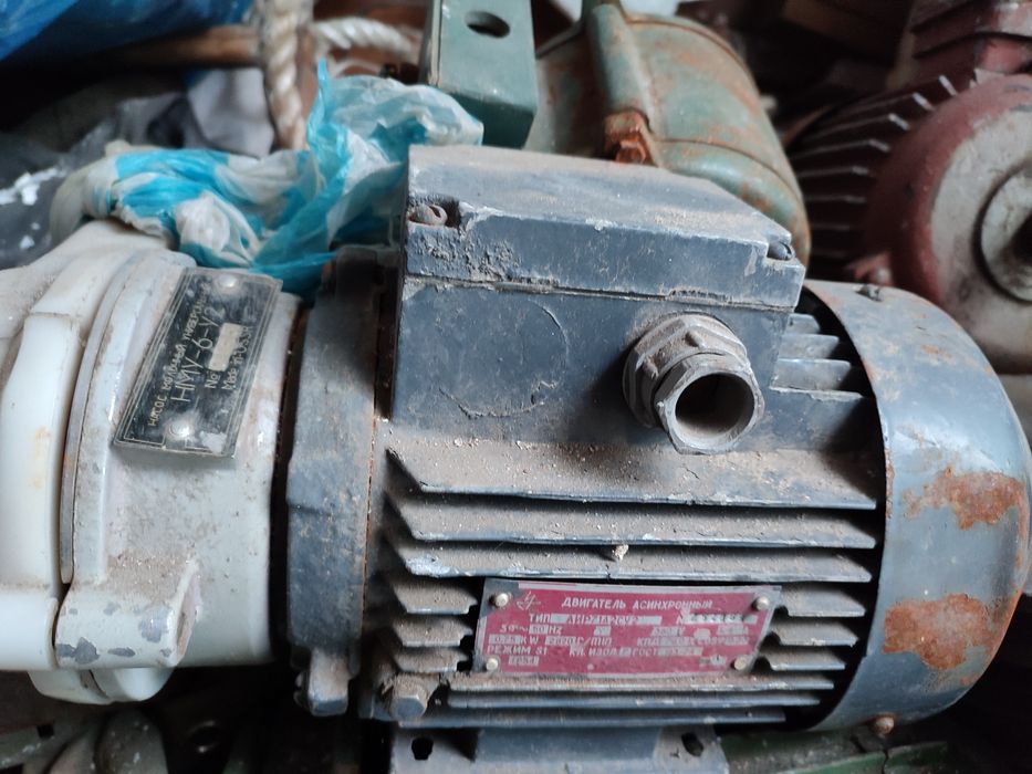 Продам электродвигателя советские