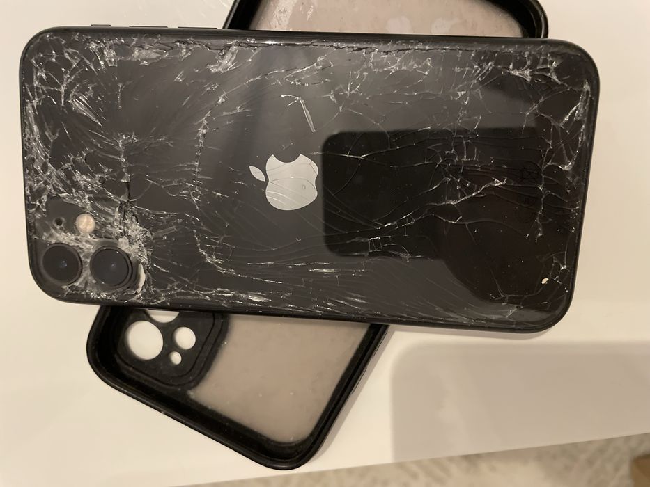 iPhone11 Pentru Piese