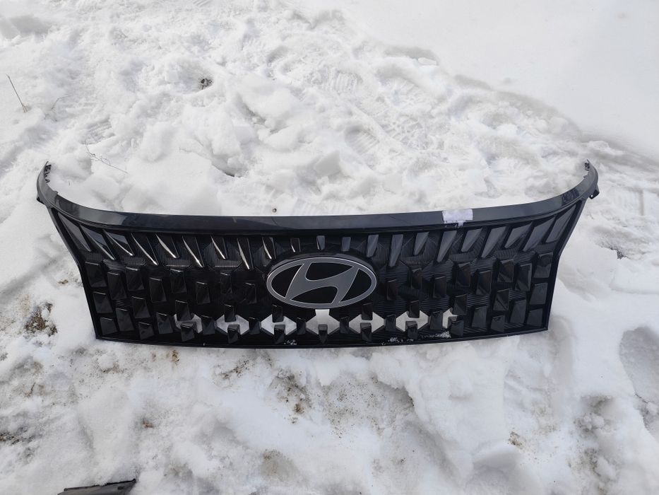 Решётка радиатора Hyundai Mufasa 25 год