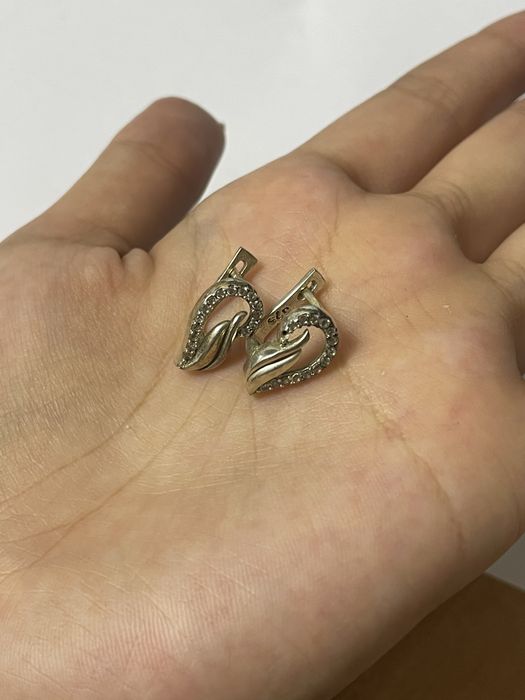 Продадам серебрянные украшение