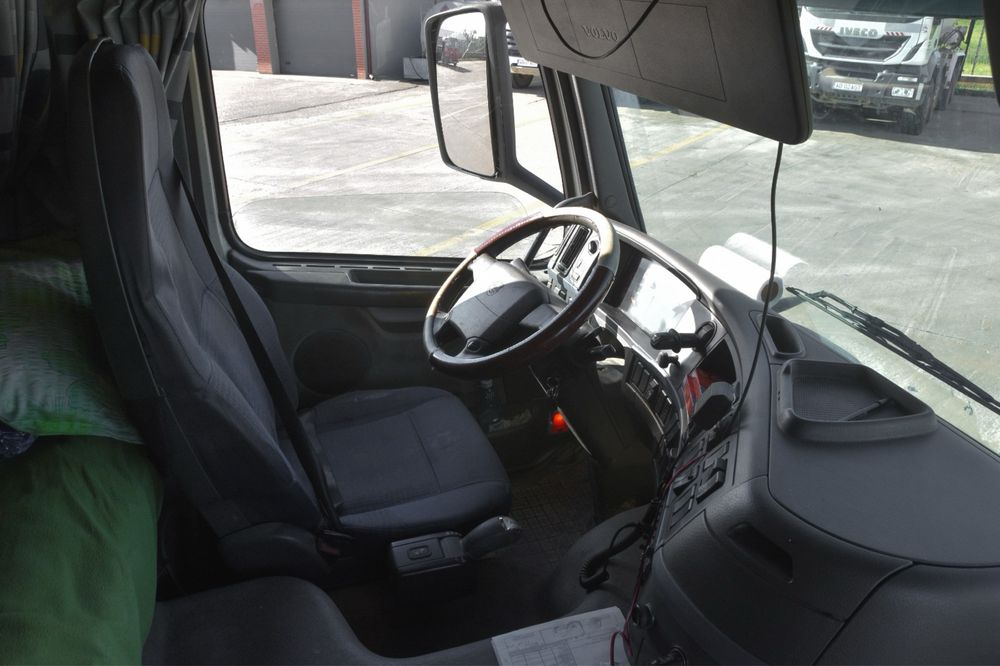 Volvo FM480 + semiremorca Schmitz basculabila