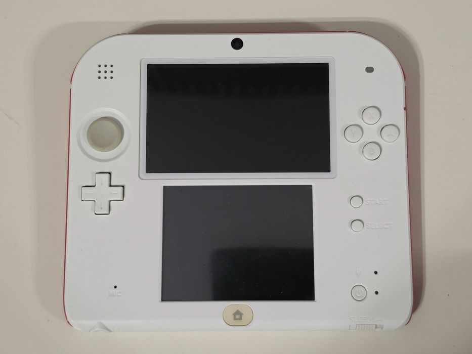 Nintendo 2DS Luma