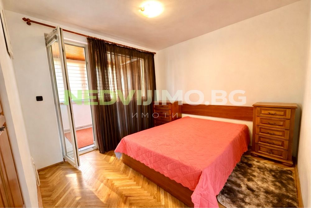 Дава се под наем Едностаен апартамент в Варна, Бриз - 60 кв.м за 398.82 € - Снимка #4