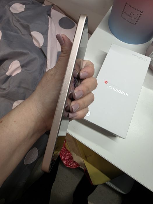 НОВ  телефон Xiomi 15T