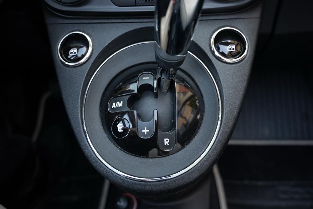 Fiat 500 aut. Riva ediție limitata