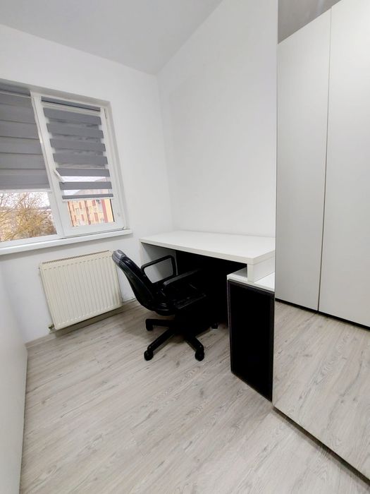 Inchiriez apartament 3 camere