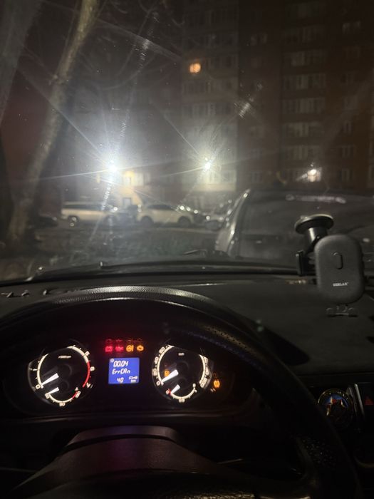 Продам приборку  приора 2