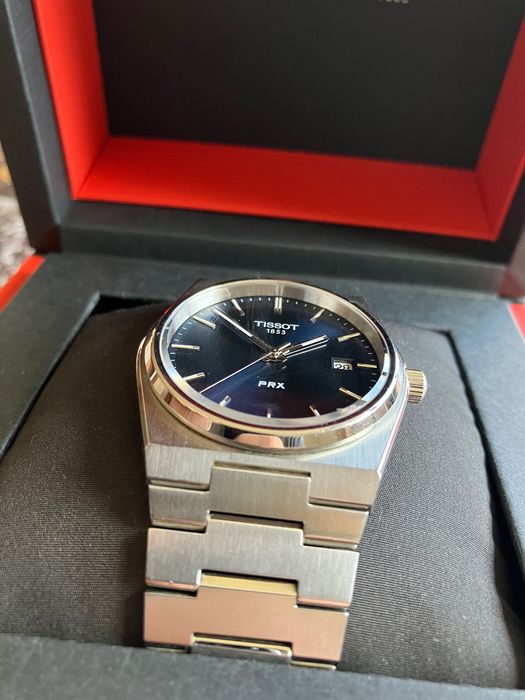 Часовник Tissot PRX